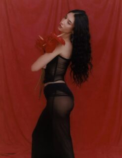 @naika wears the Paeez set, styled by @laurenncroftt ❤️‍🔥